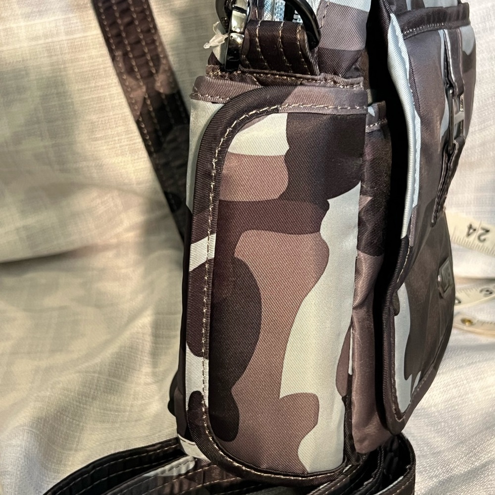 Lug Can Can Blue Camo Crossbody/Belt Bag Purse - Picture 9 of 14
